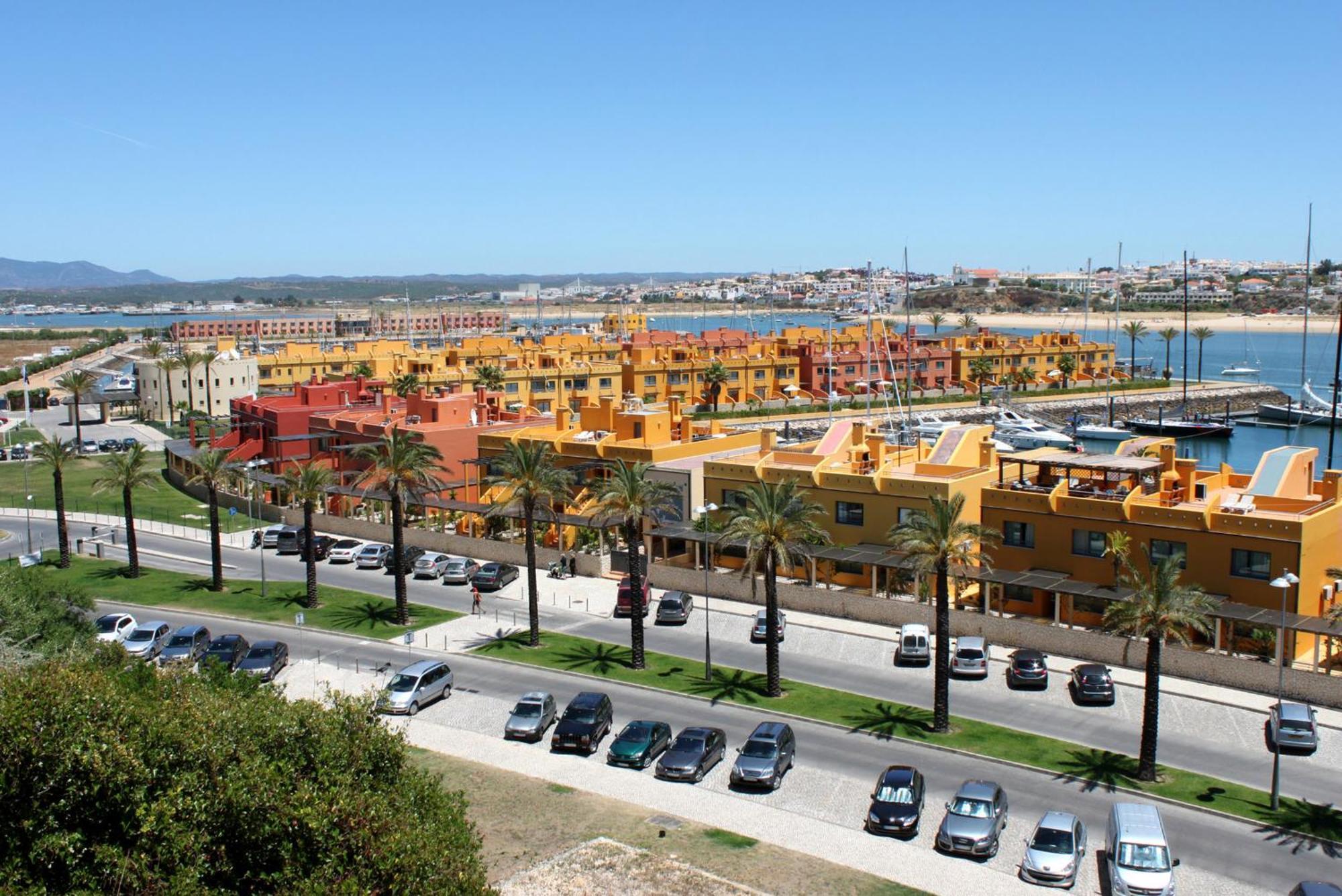 Apartamento de 70 m2 com 2 quarto Portimão Exterior foto